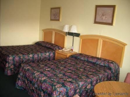 Travelers Inn Gainesville Bagian luar foto